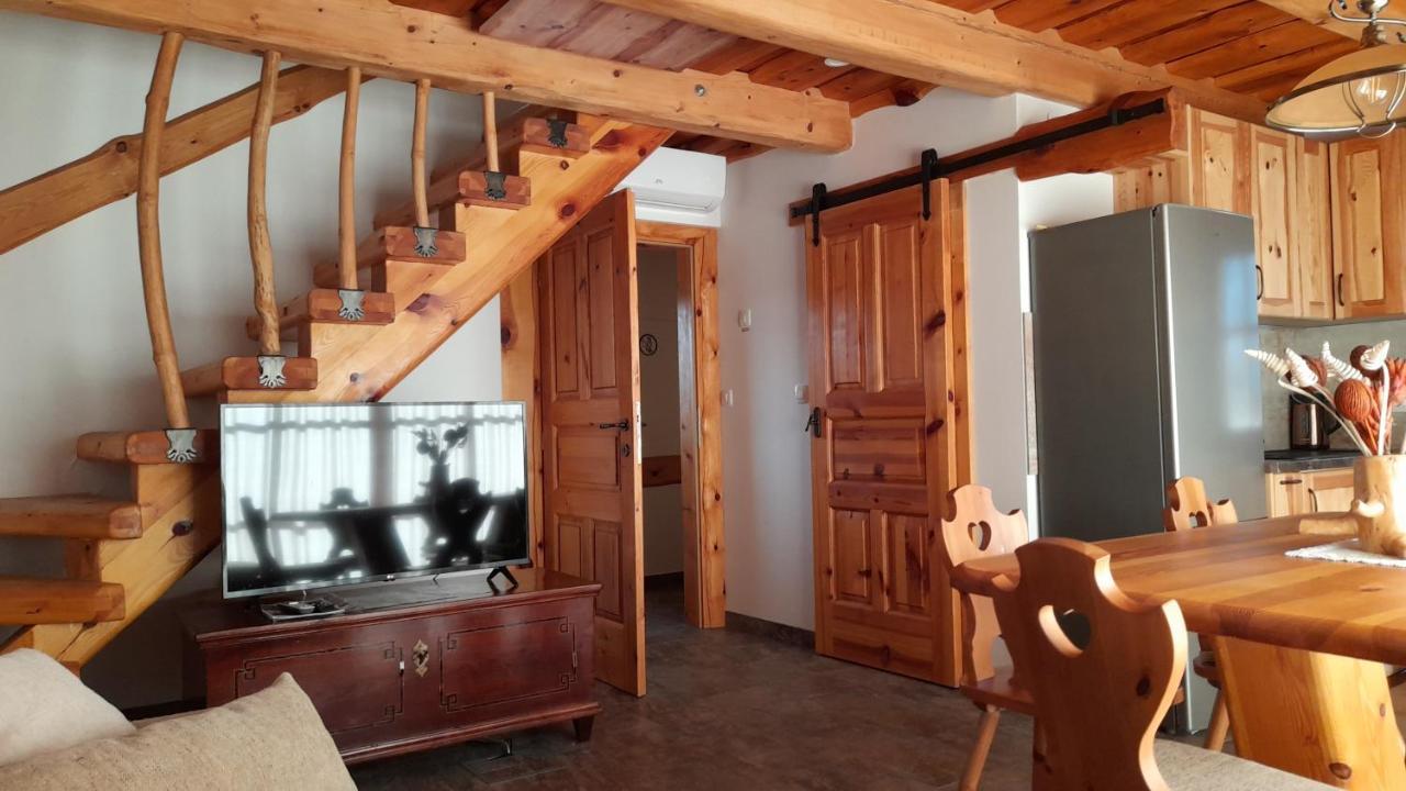 Apartma In Bungalov Jezerci Gozd Martuljek Kültér fotó